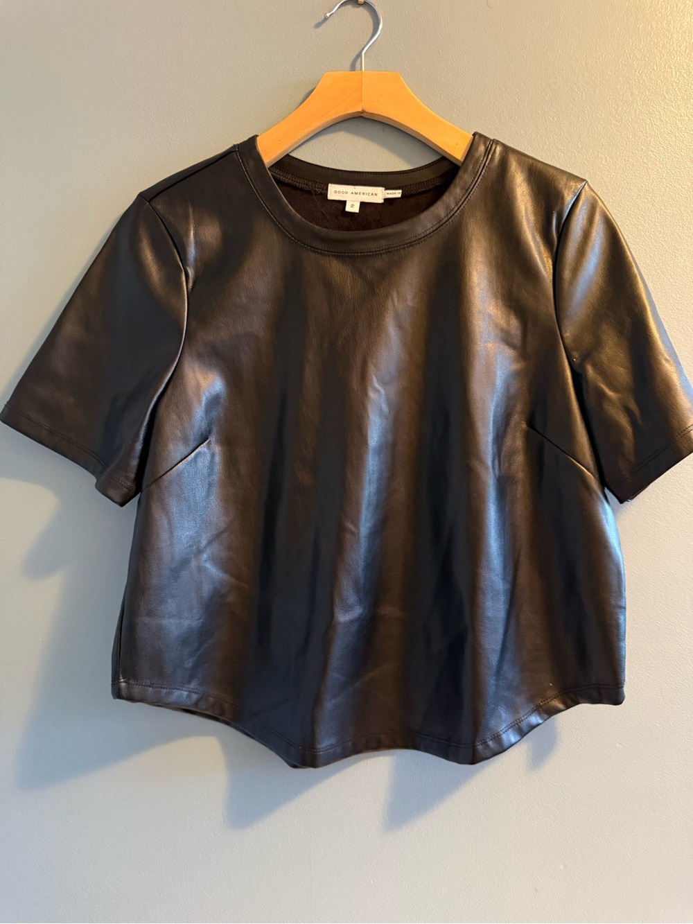 Good American Classic Crop Faux Leather Top